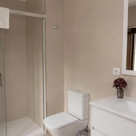 Casa Brins * 산티아고데콤포스텔라